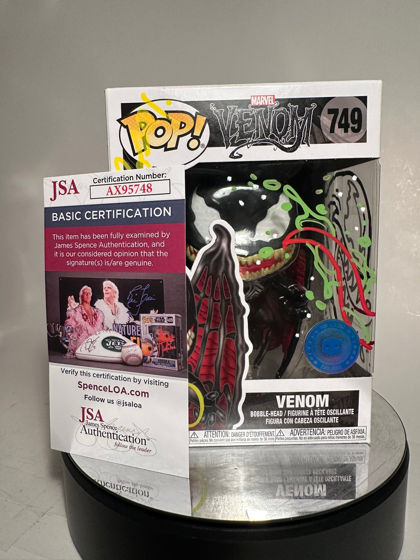 Marvel - Venom 749 Pop in a Box Exclusive AUTOGRAPHED Funko Pop!